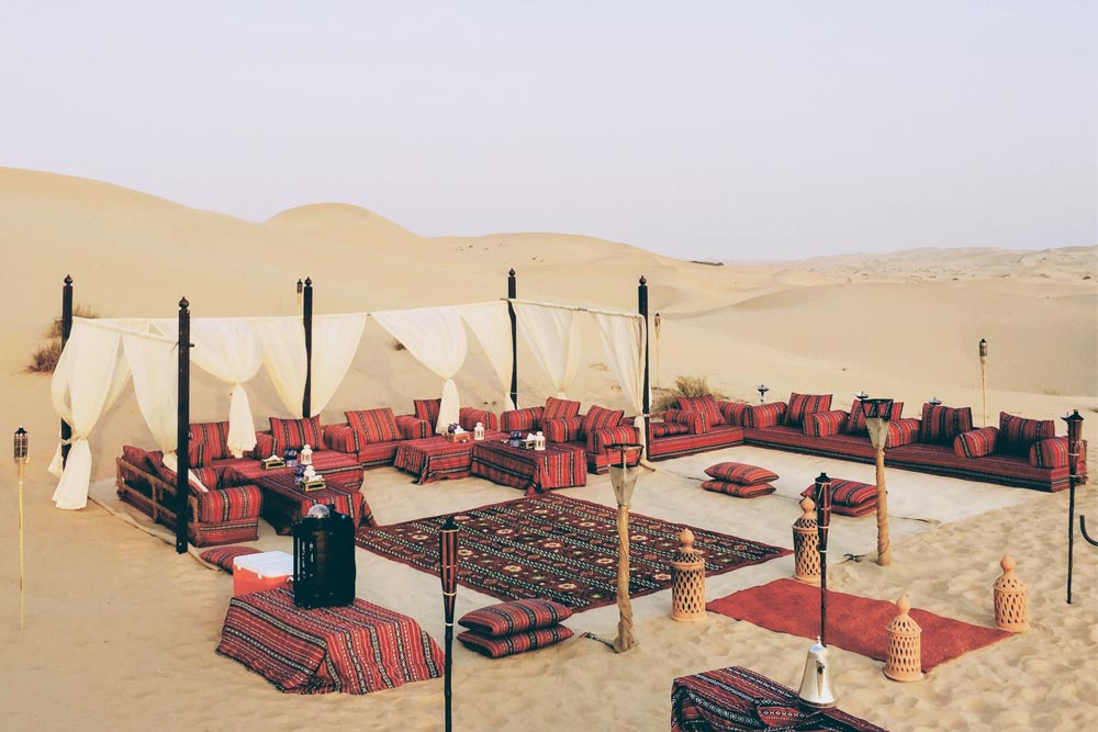 Abu Dhabi Romantic Private Dune Dinner